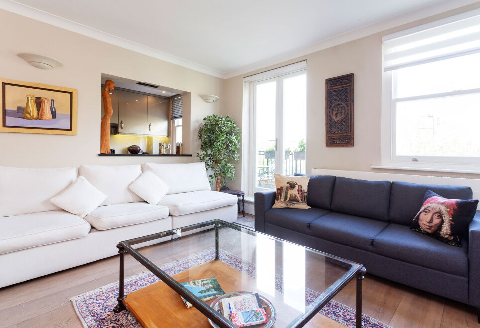 Garden Square Serenity