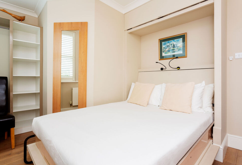 Garden Square Serenity