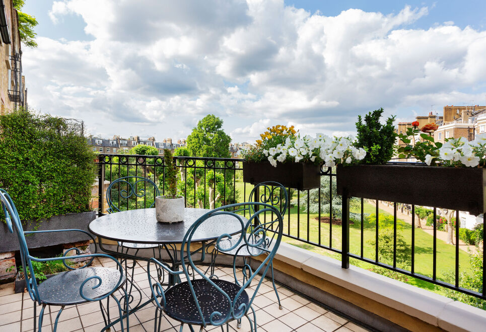 Garden Square Serenity