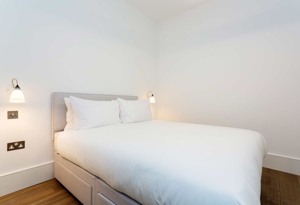 Contemporary in Swiss Cottage