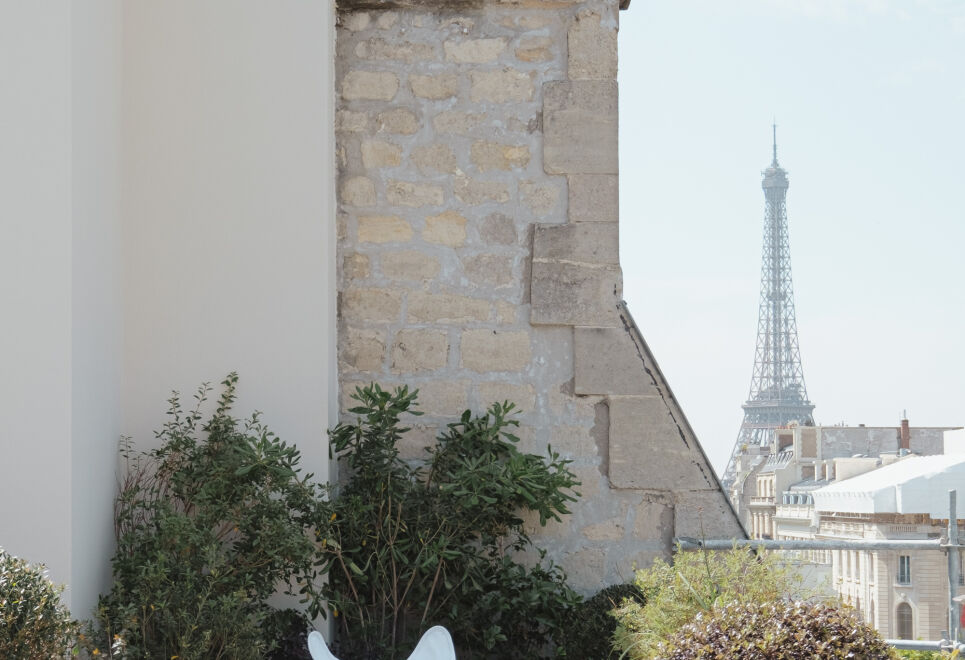 Rooftop Views of the Arc de Triomphe