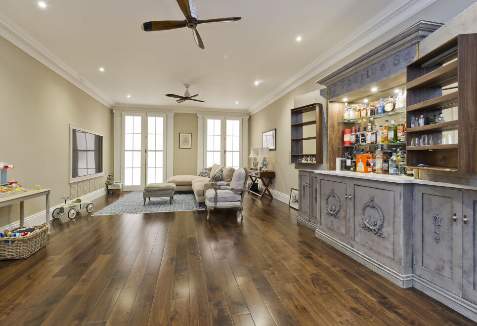 Classical Living in Knightsbridge