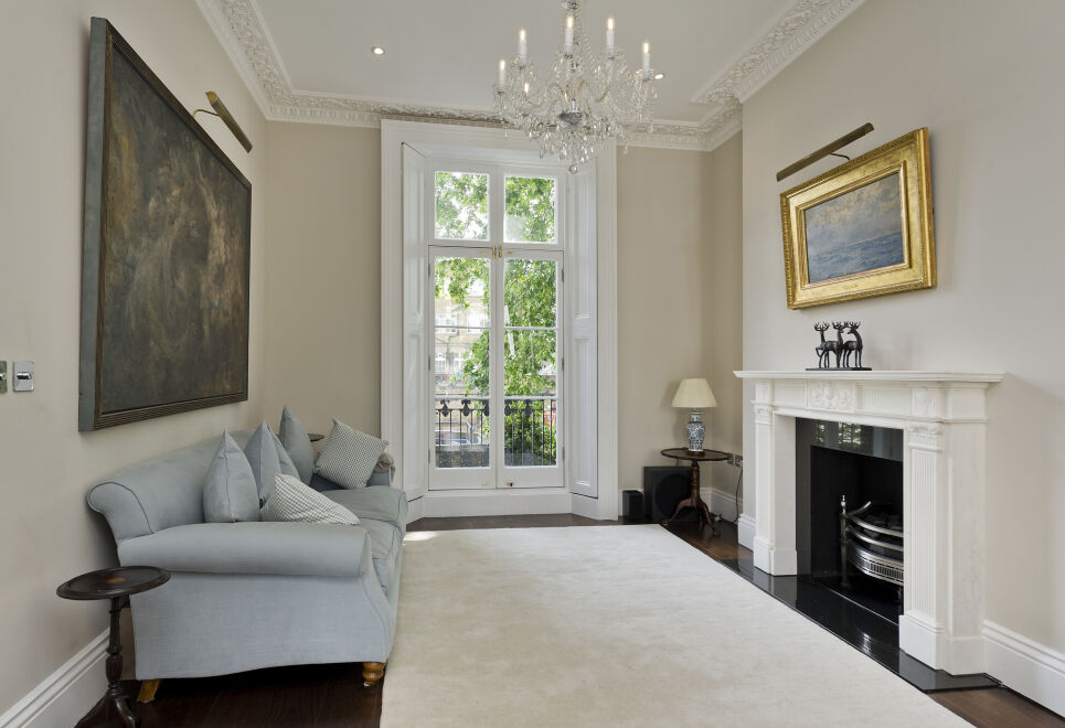 Classical Living in Knightsbridge