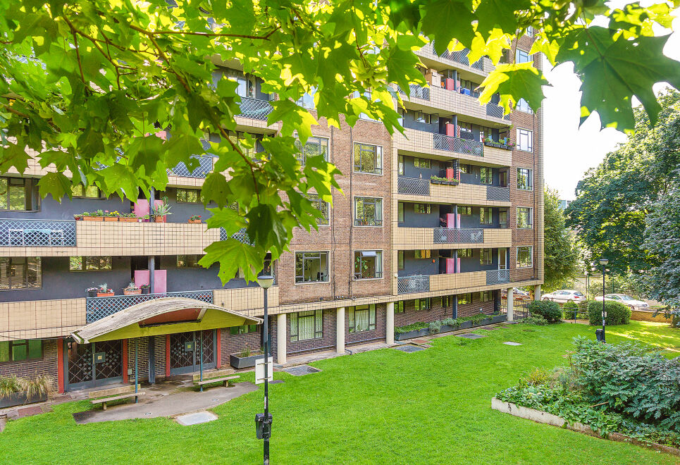 Thirties Icon By Sadler's Wells