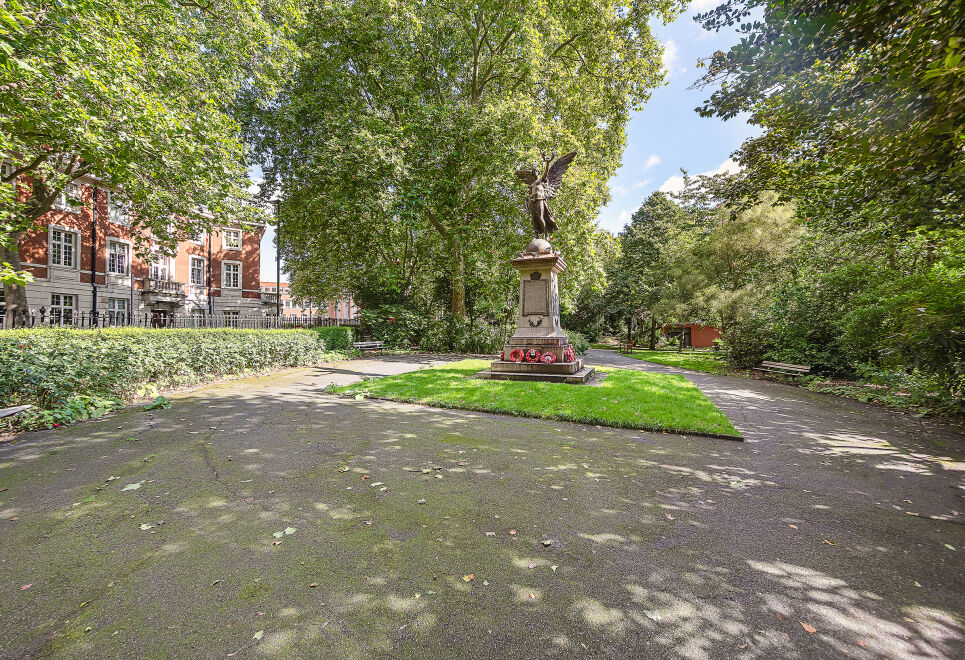 Thirties Icon By Sadler's Wells