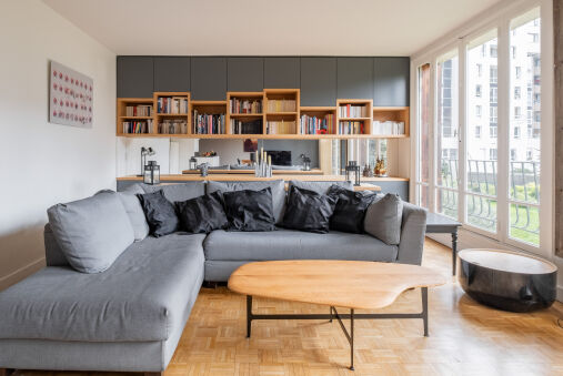 Grand in Grey