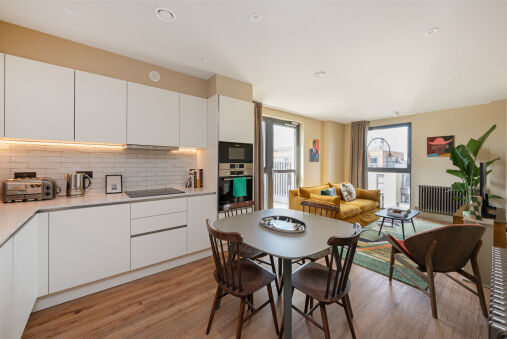 Chic Urban Flat with Private Rooftop Access