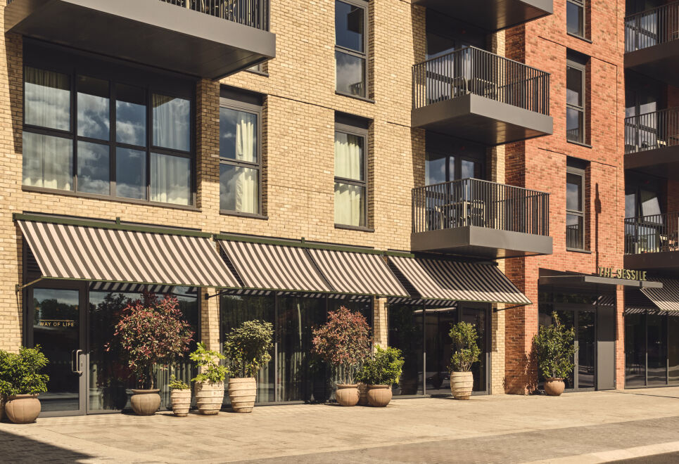 Sophisticated Studio Flat with Rooftop Access