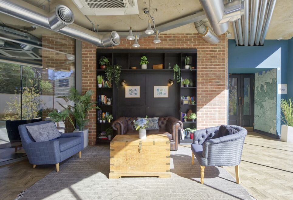 Comfort in Hammersmith Student Studio