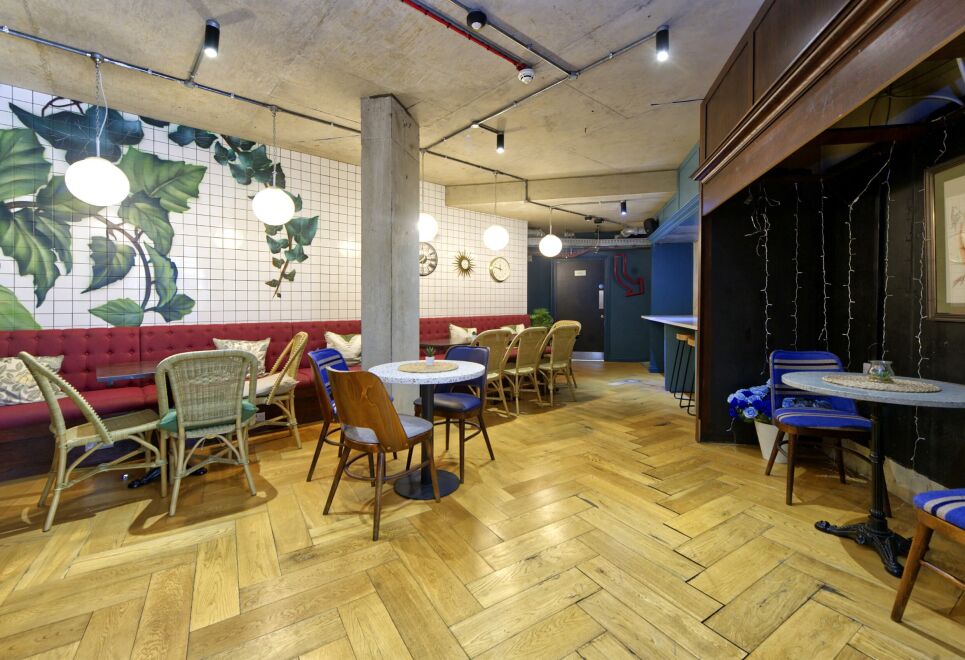 Comfort in Hammersmith Student Studio