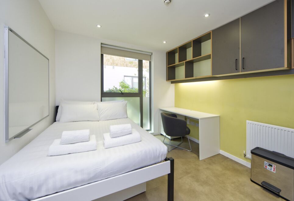 Comfort in Hammersmith Student Studio
