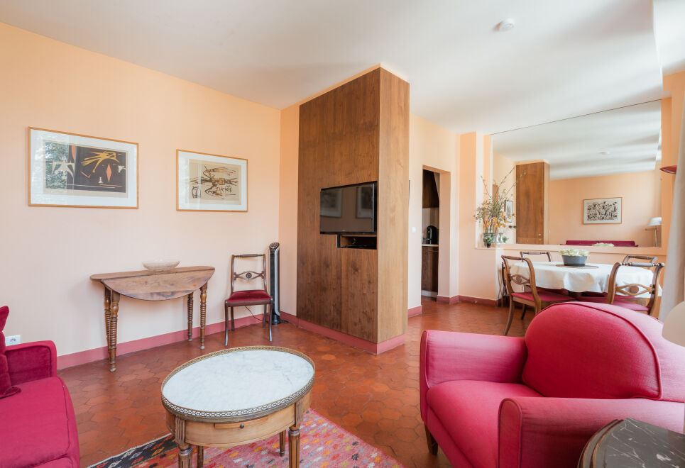 Le Marais Retreat