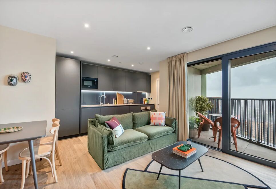 East London Skyline Retreat