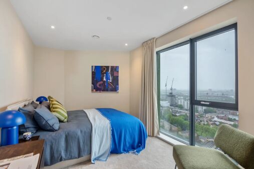East London Skyline Retreat