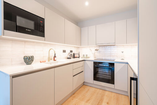 Light and Space Retreat