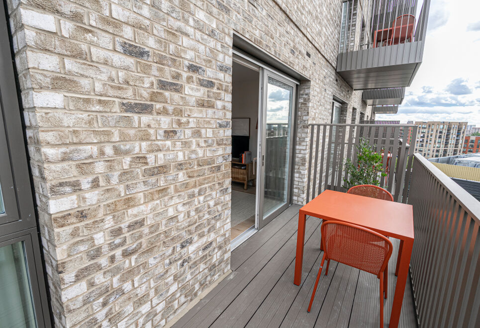 Light and Space Retreat