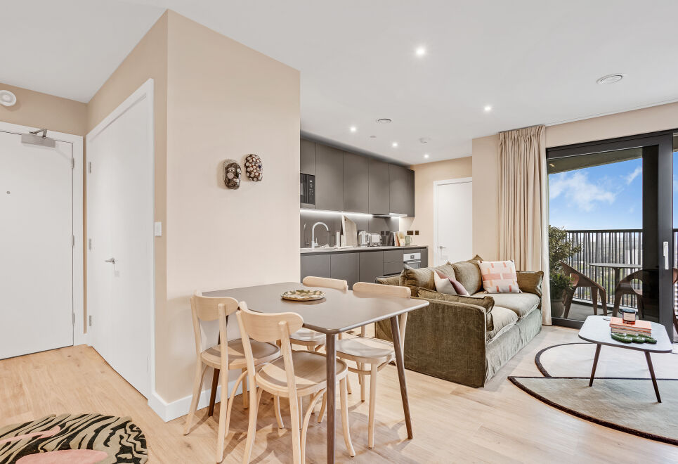 Elegant two-bedroom flat with a spacious balcony