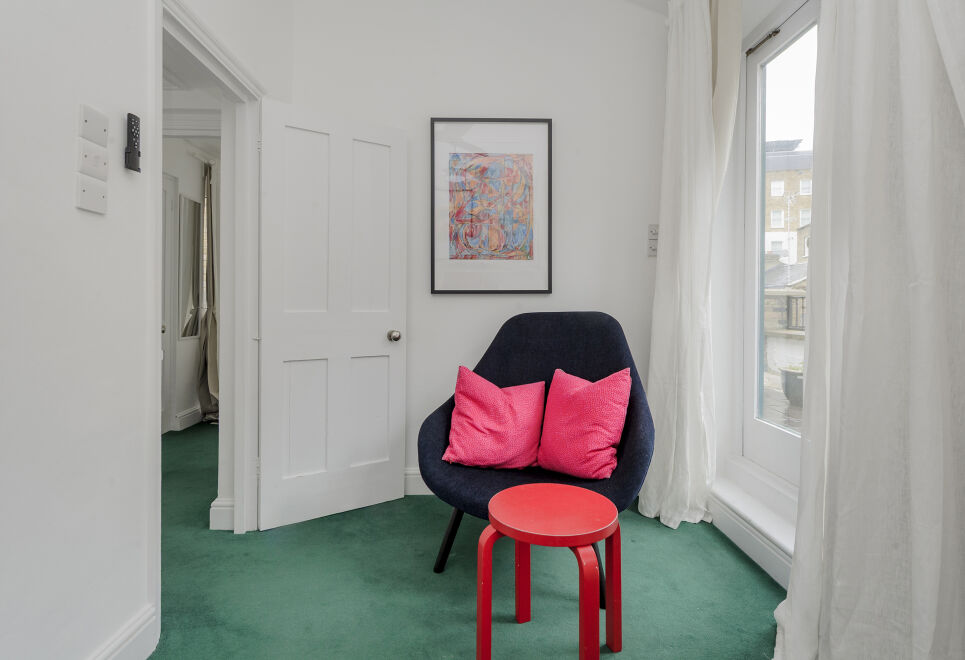 South Kensington Mews Hideaway