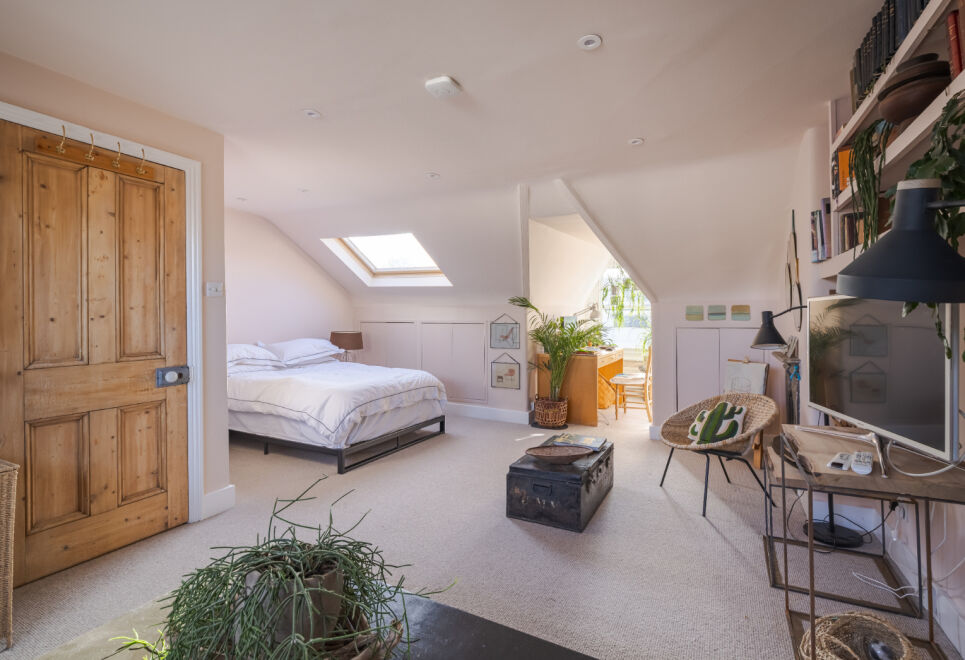 Contemporary Haven in Putney