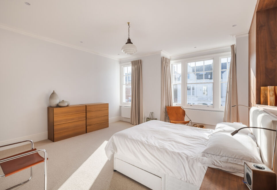 Contemporary Haven in Putney