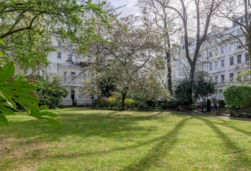 South Kensington Garden Escape