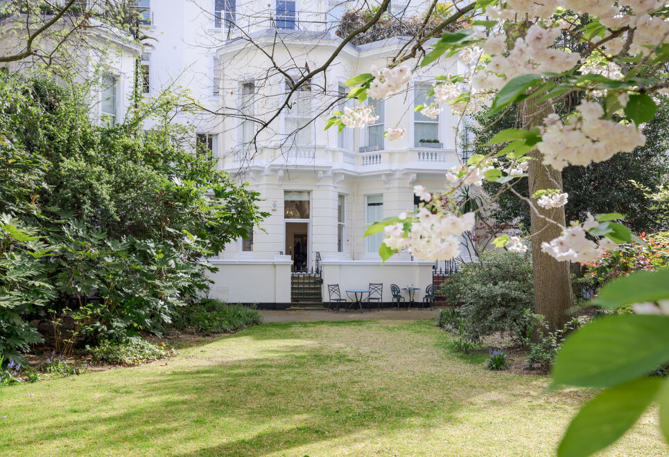 South Kensington Garden Escape