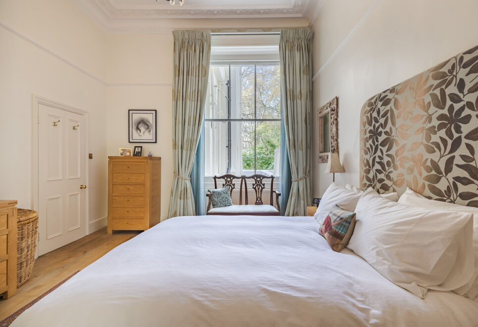 South Kensington Garden Escape