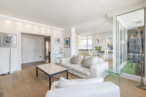 Chelsea Harbour Elegance