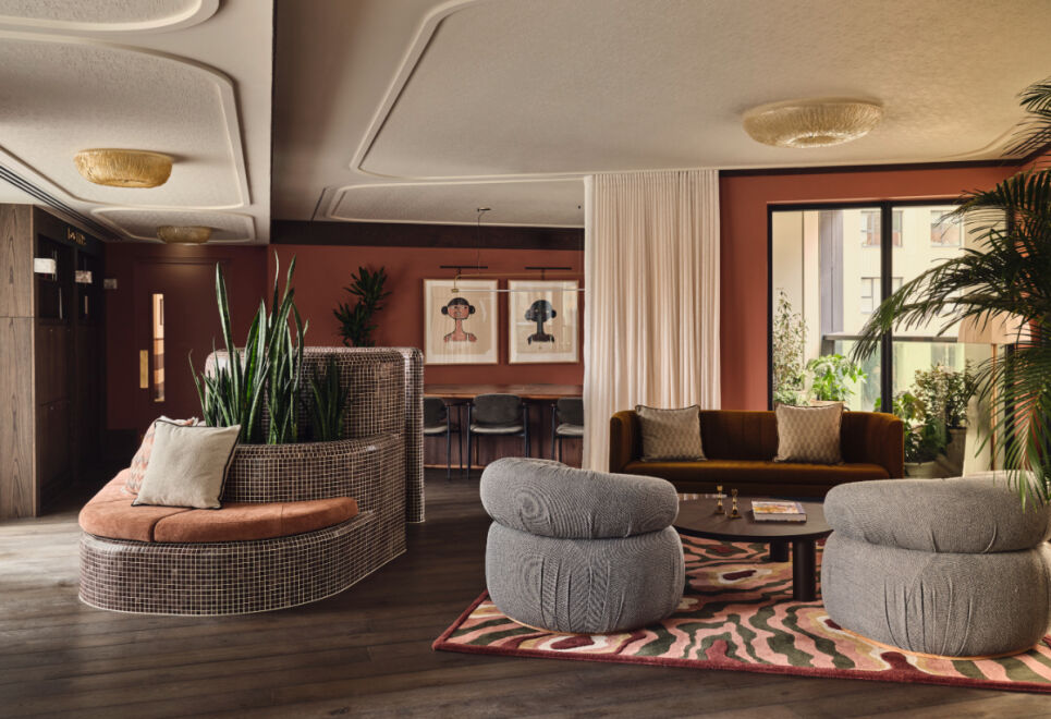 Stylish two-bedroom flat with a large balcony